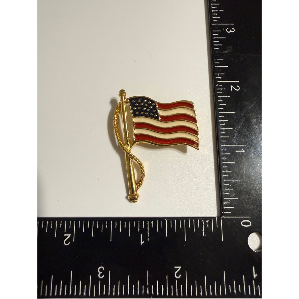 Premiere‎ Designs American Flag Brooch Gold Tone Enamel Patriotic USA Pin PD